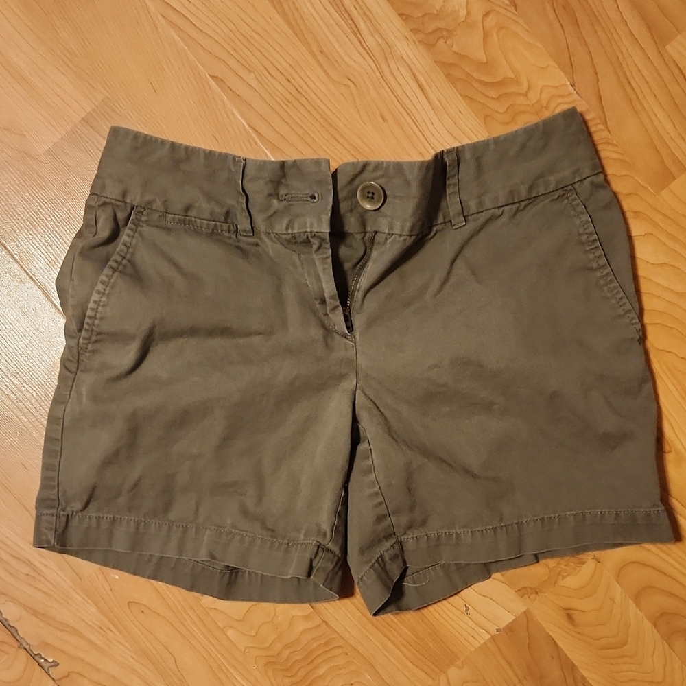 LOFT Khaki Women's Cargo Shorts